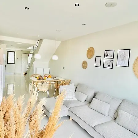 Myflats Luxury Sukha Apartment *